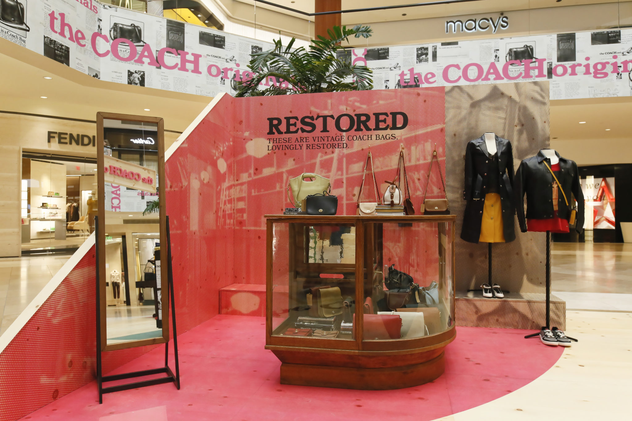 coach pop up store